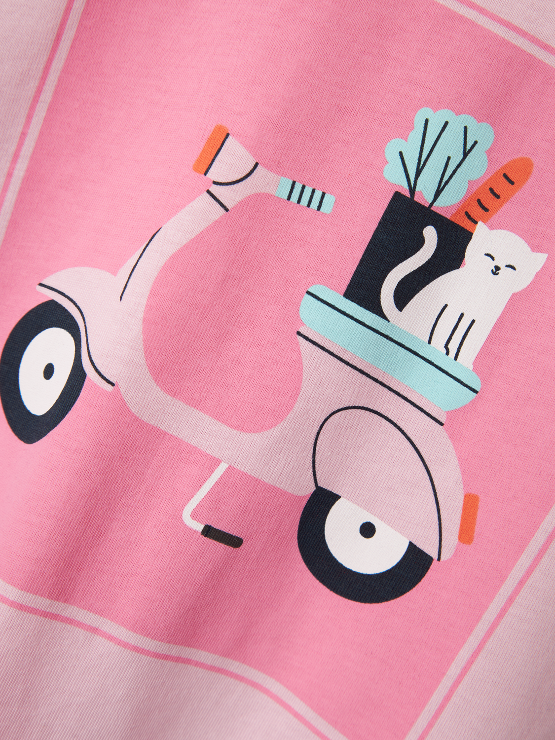 model_shot-front_full